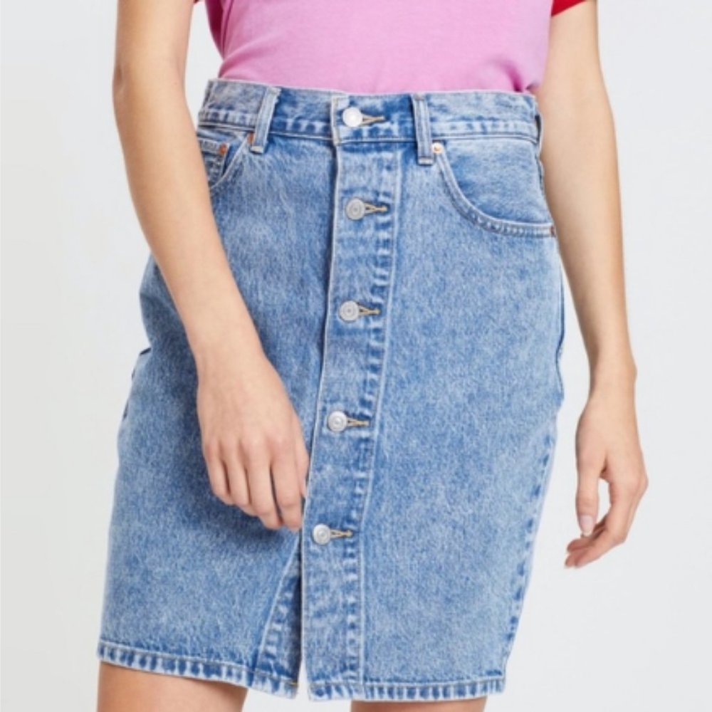 Levi's Button Through Mom Mini Skirt Size 26
